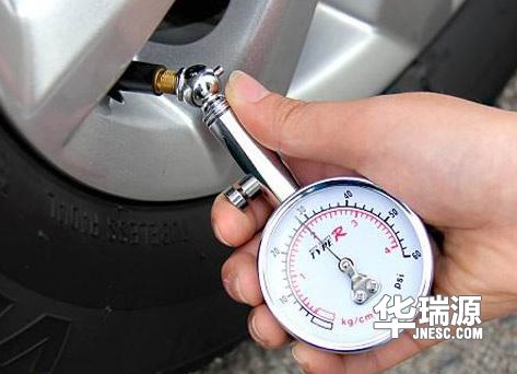 轮胎气压检查的重要性及其频率