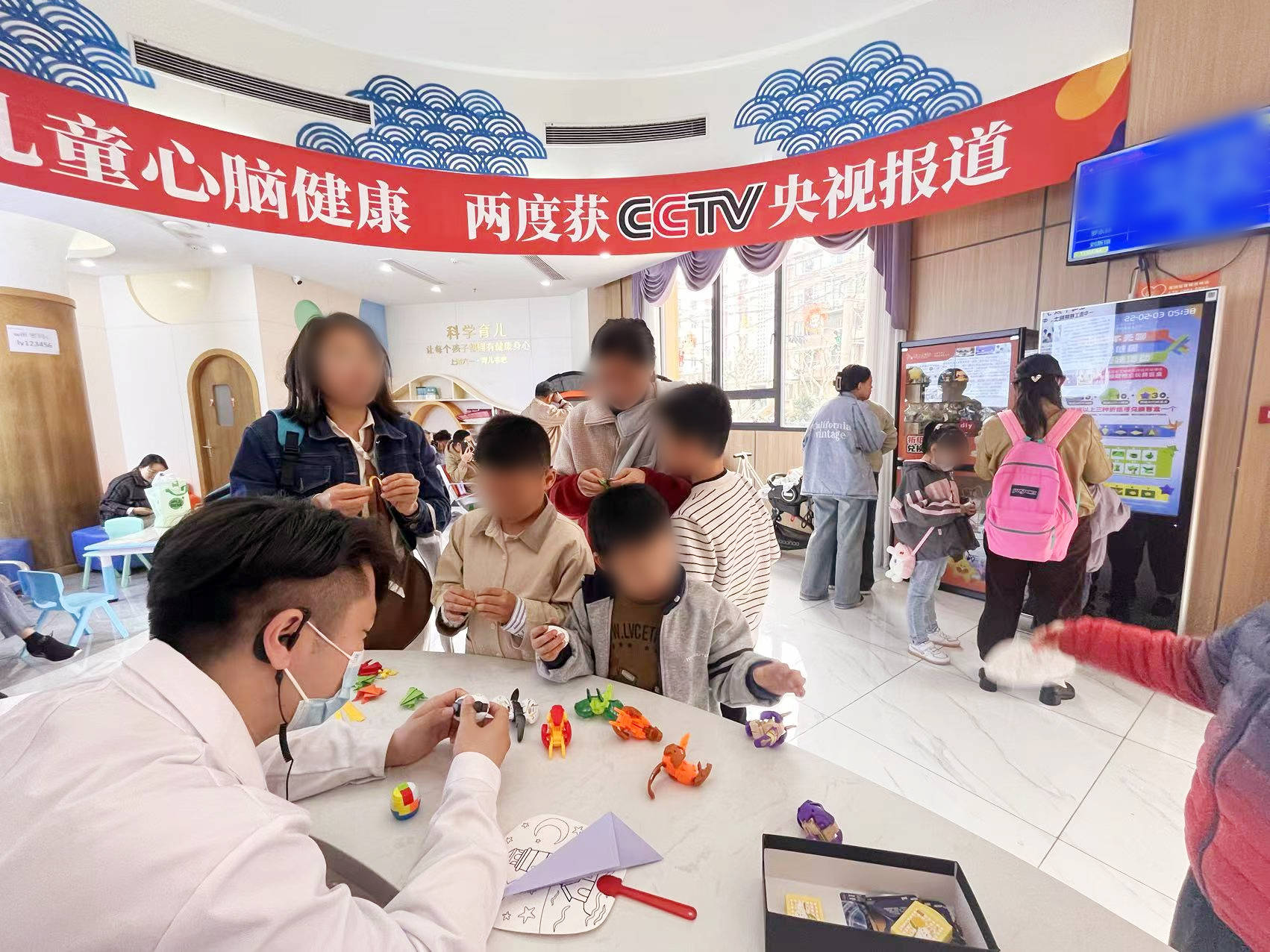 儿童医院牙科专家咨询，守护儿童口腔健康的守护者