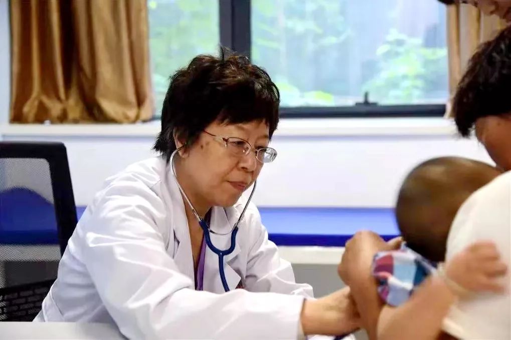 儿科专家院士，守护儿童健康的卓越先锋