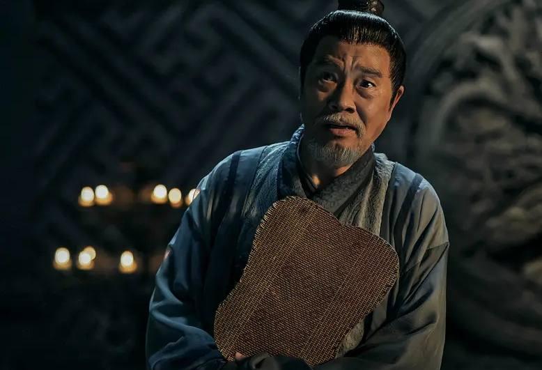 剧组导演，引领创作，塑造视觉盛宴