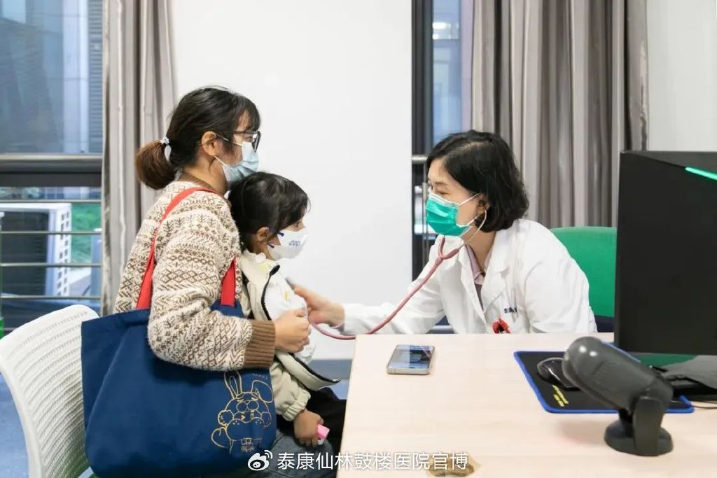 南京儿童医院专家出诊，专业医疗服务的典范