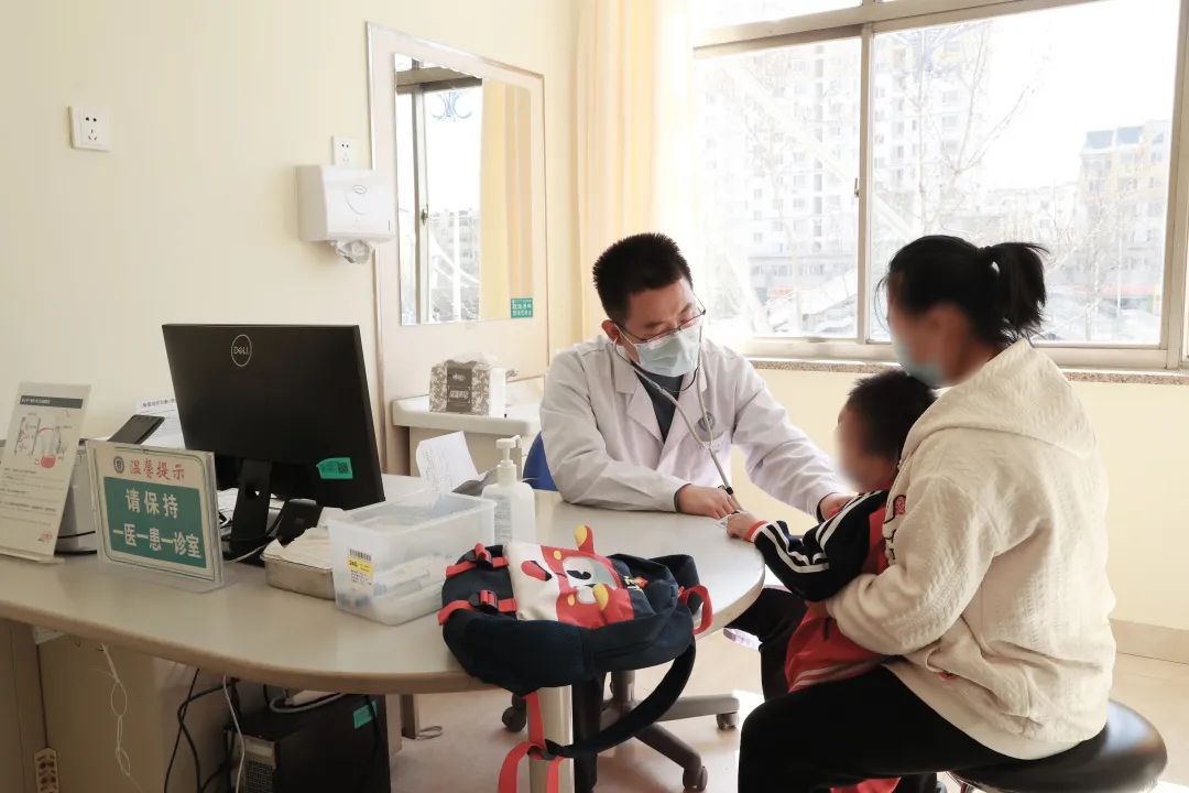 儿童医学中专家门诊的重要性与优势