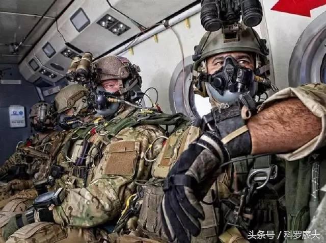 关于99伞兵装具真伪的探讨
