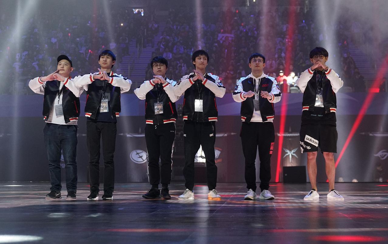 冠军阵容DOTA2，荣耀与传奇的集结